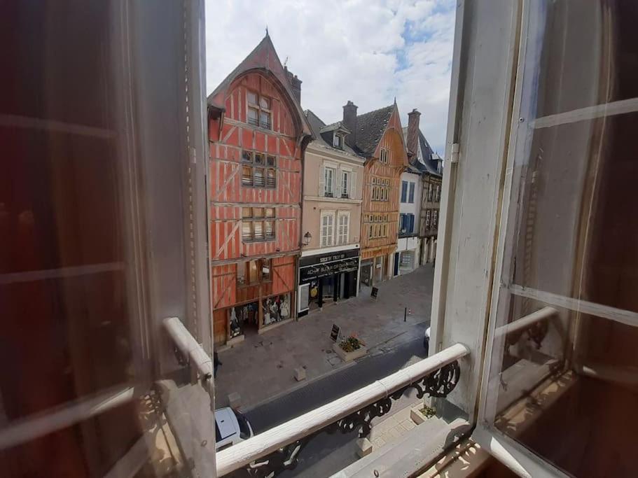 Cocoon Standing - Coeur Historique De Troyes Apartment Luaran gambar